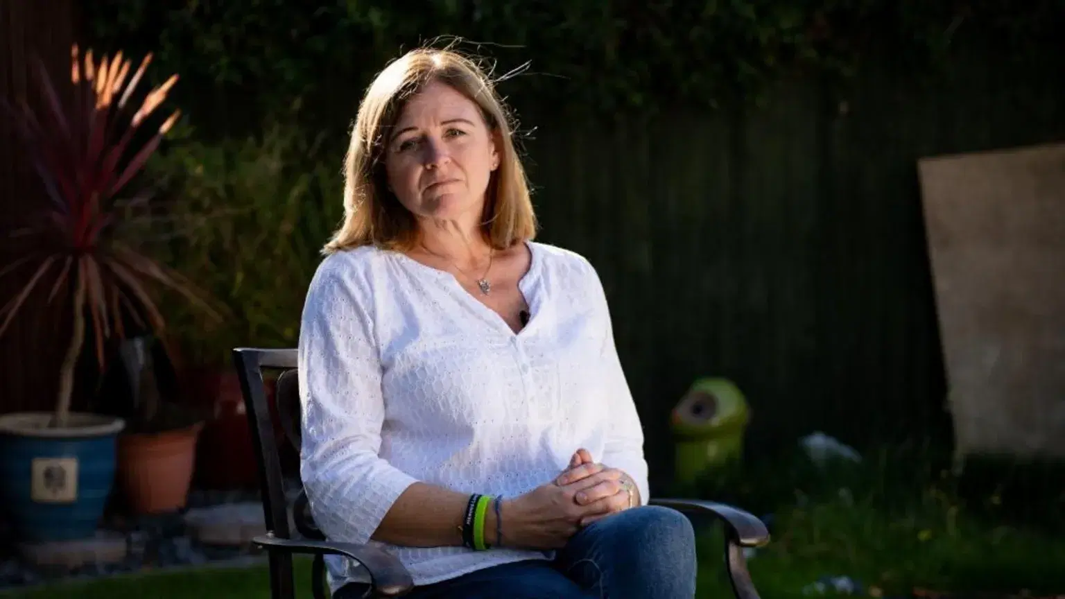 Call with No 10 gives us hope, PC Harper's mother says