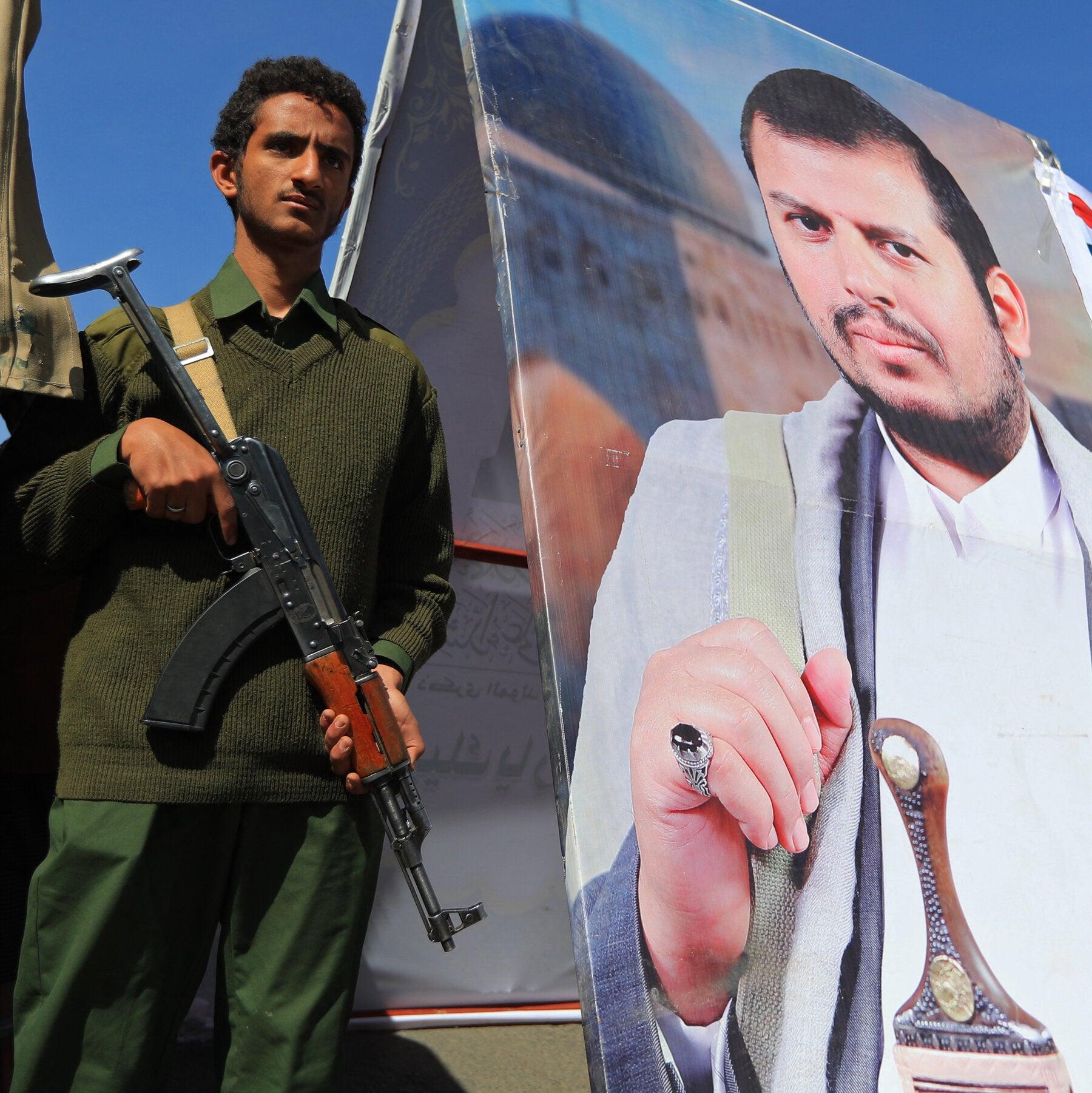 3 Killed and Dozens Injured in Attacks on Saudi Airports, as Houthis Claim Strikes